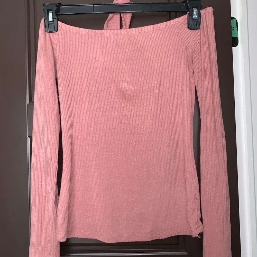 Shoulder less shirt